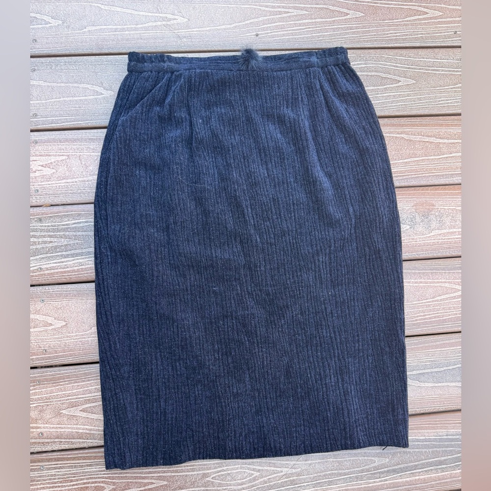 DVC Women's Navy skirt w/touch of silver size 14 plus size Pencil Skirt